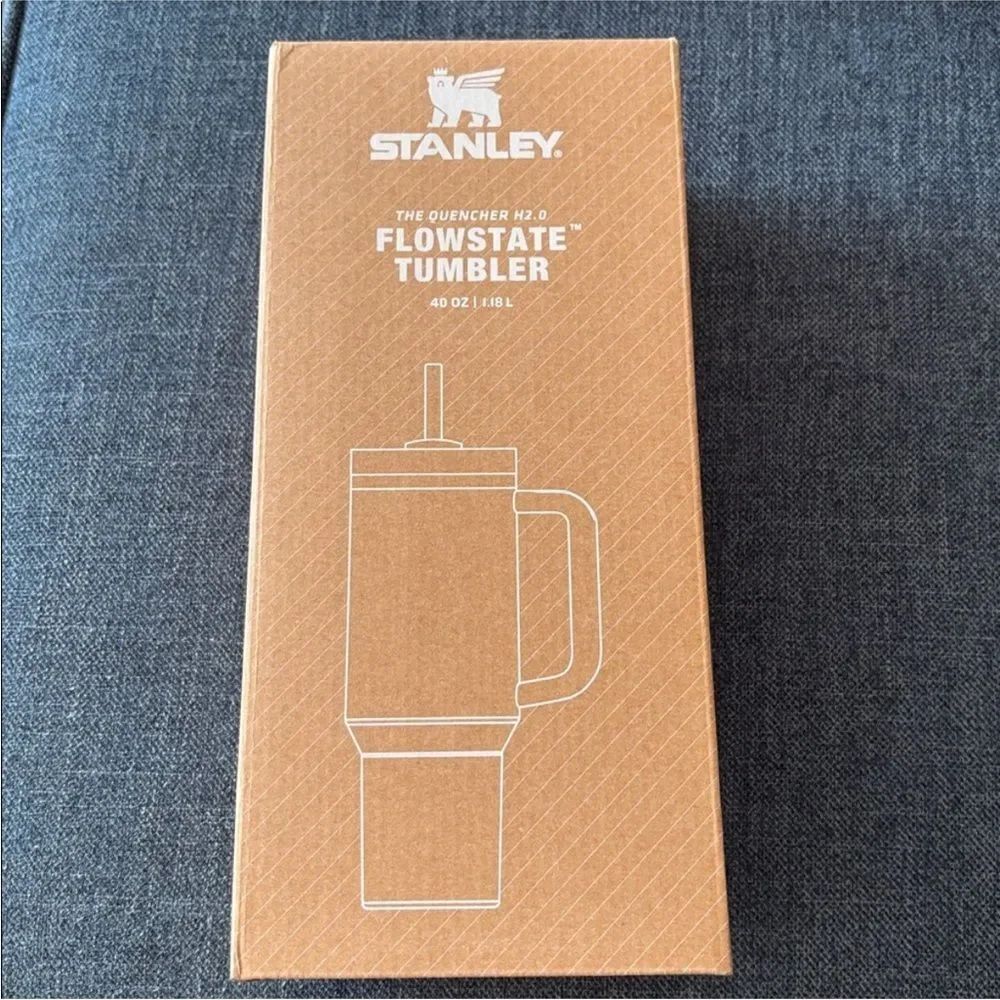 STANLEY ROSE RED TUMBLER - Picture 3 of 4